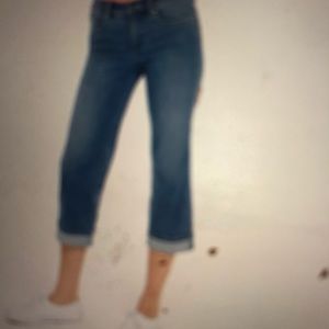 Cropped, cuffed NMDJ ( Not my daughter’s jeans)